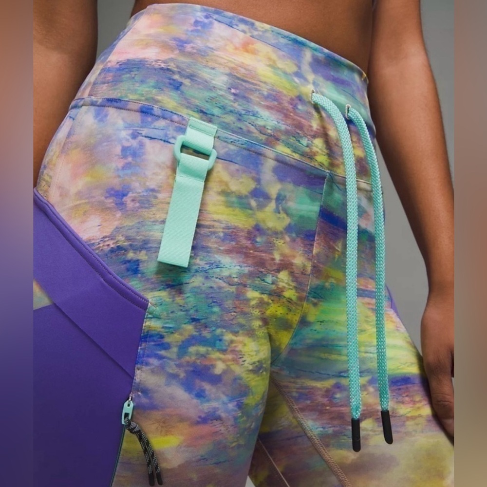 Lululemon Cargo Super-High-Rise Cargo SHR Hiking Short 8" sz 2 NWT - Picture 5 of 6